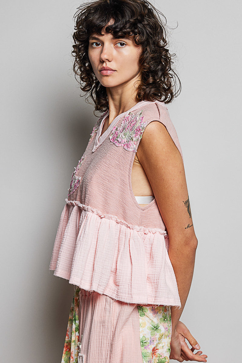 Hazel Blues® | POL Floral Patch Ruffled Sleeveless Top with Raw Edge Detail