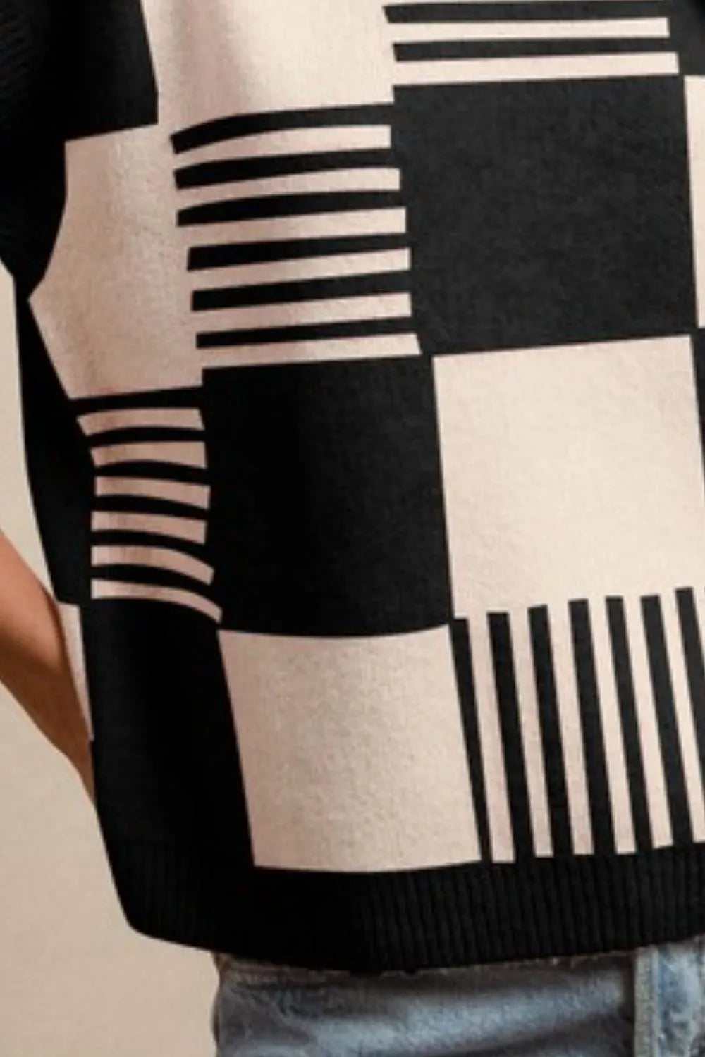 Hazel Blues® | BiBi Checker With Stripes Pattern Sleeveless Sweater