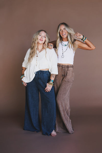 Relaxing Robin Wide Leg Pant - New Mocha