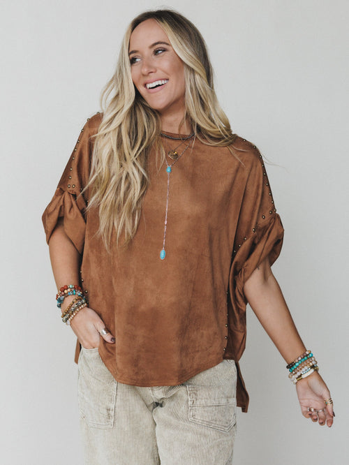 Tomcat Studded High Low Top - Camel
