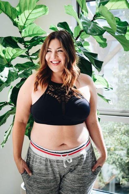 Floral Cut Out Plus Sized Bralette - Black