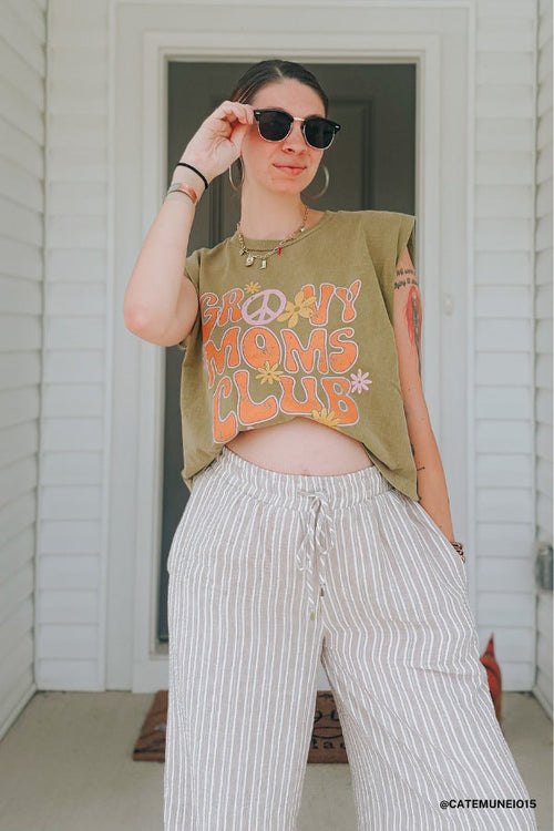 The Nest Groovy Moms Club Graphic Top - Faded Army