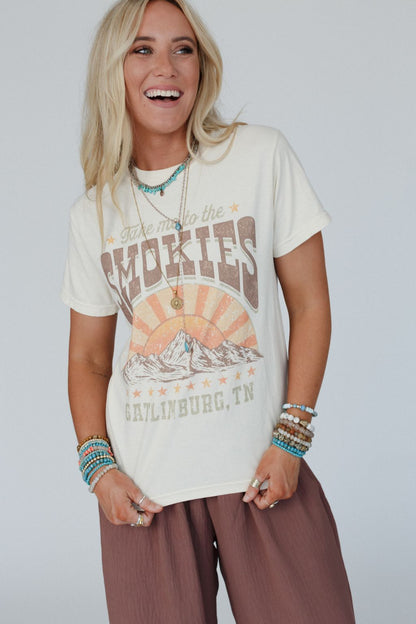 Take Me To The Smokies Graphic Tee - Ivory