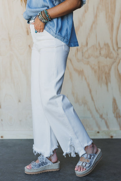 Aero Distressed Jeans - White