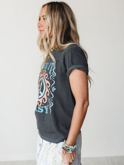 The Nest Take It Easy Graphic Tee - Pepper