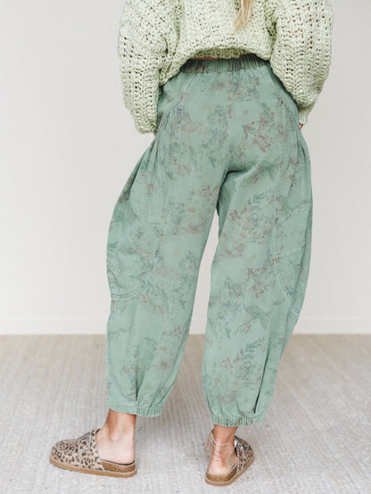 The Nest Nora Gathered Barrel Denim Pant - Olive Floral