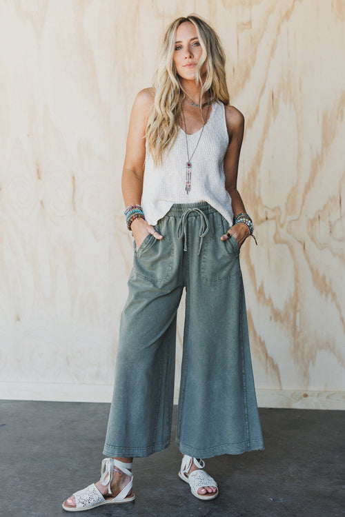 Relaxing Robin Front Pocket Wide Leg Pants - Olive