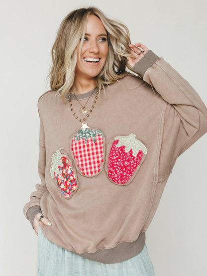 Strawberry Fields Pullover - Mocha