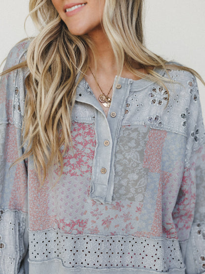 Life in Florals Tee - Light Ash