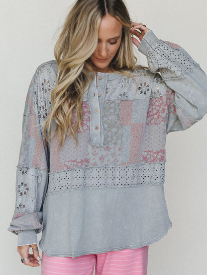 Life in Florals Tee - Light Ash