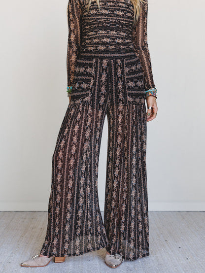 Drift Mode Floral Print Pants - Black