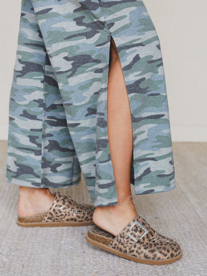The Nest Casual Wanderer Wide Leg Slit Pants - Army Green Charcoal Camo