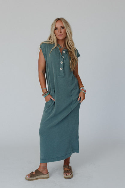 The Nest Madeline Textured Maxi Dress - Moss