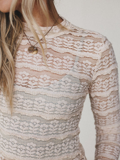Dreams in the Wind Top - Beige