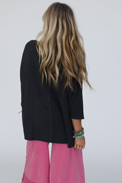 The Nest Sunday Stroll Oversized Tee - Black