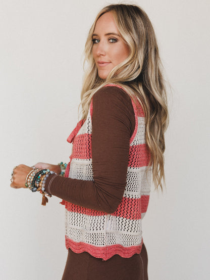 Wave Line Knit Vest - Coral Red
