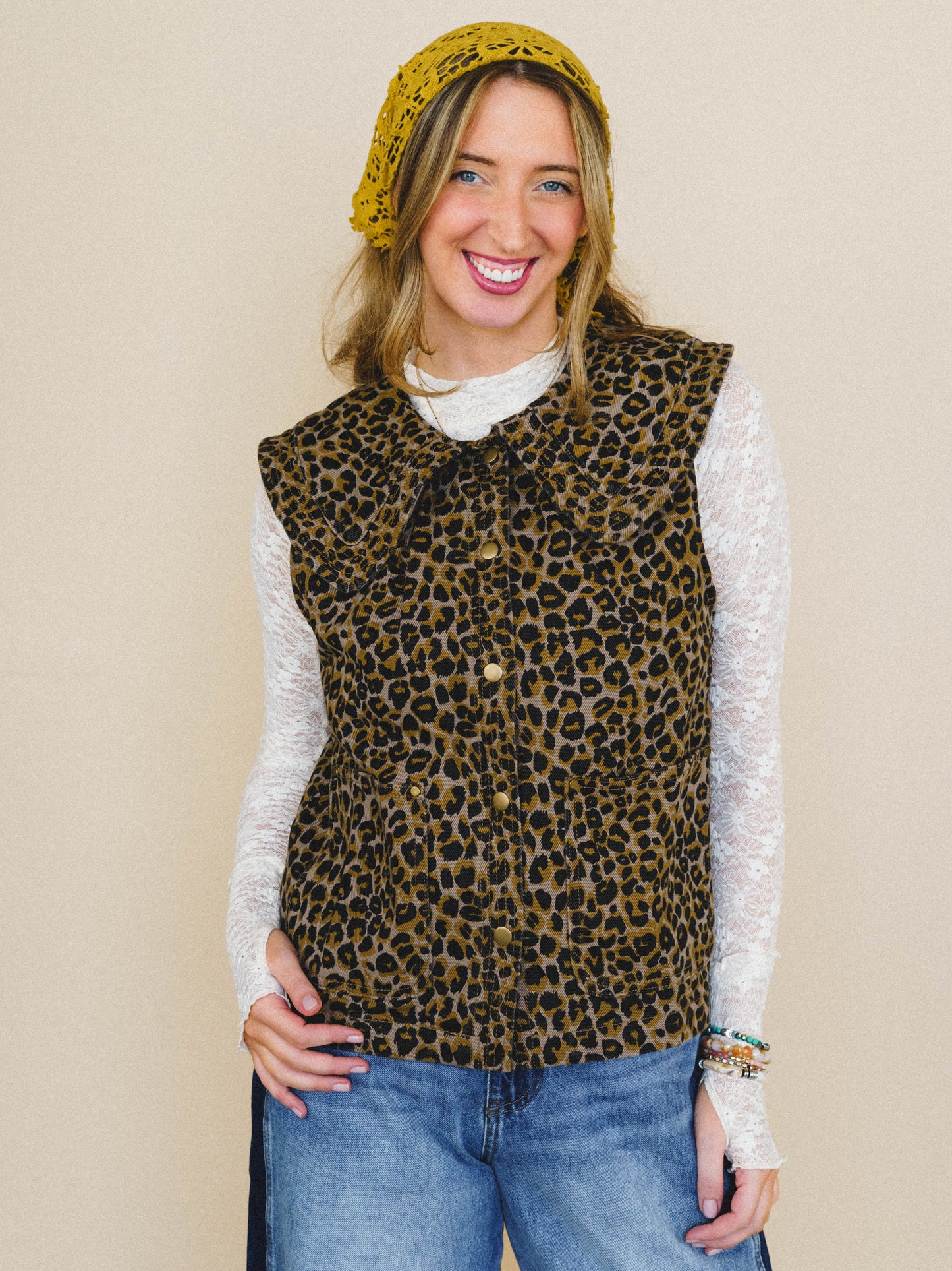 Wild Wonders Vest - Mocha Mousse