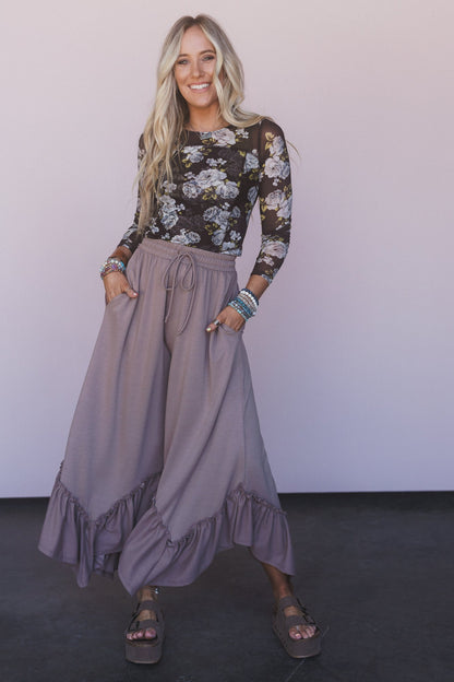 The Nest Serene Flow Ruffled Pants - Coco