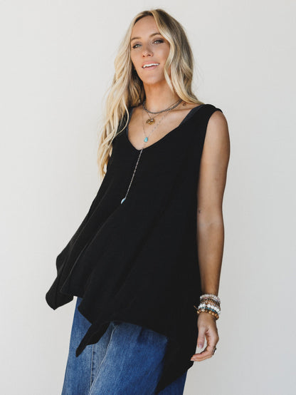 The Nest Drift Away Top - Black