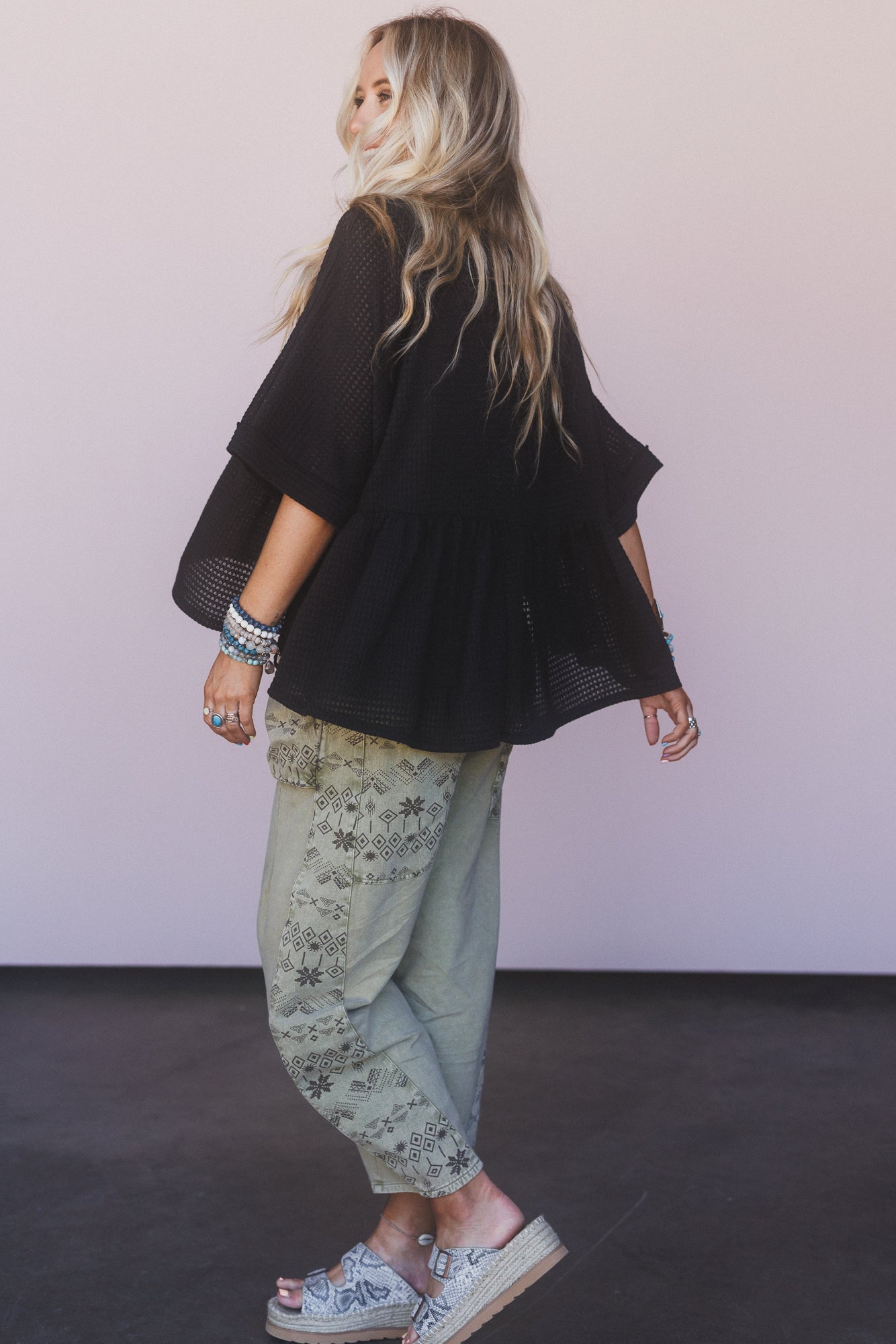 The Nest Lush Drift Top - Black
