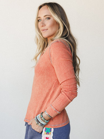 The Nest Off Duty Top - Salmon