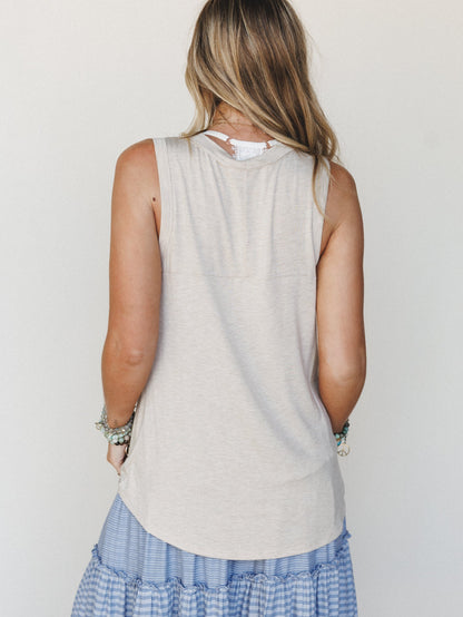 The Nest Shelli Henley Tank Top - Heather Oatmeal