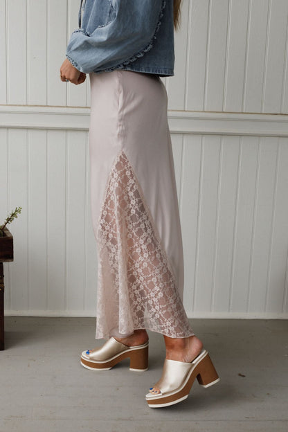 Satin Starlight Lace Skirt - Pearl