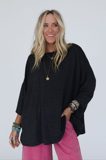 The Nest Sunday Stroll Oversized Tee - Black