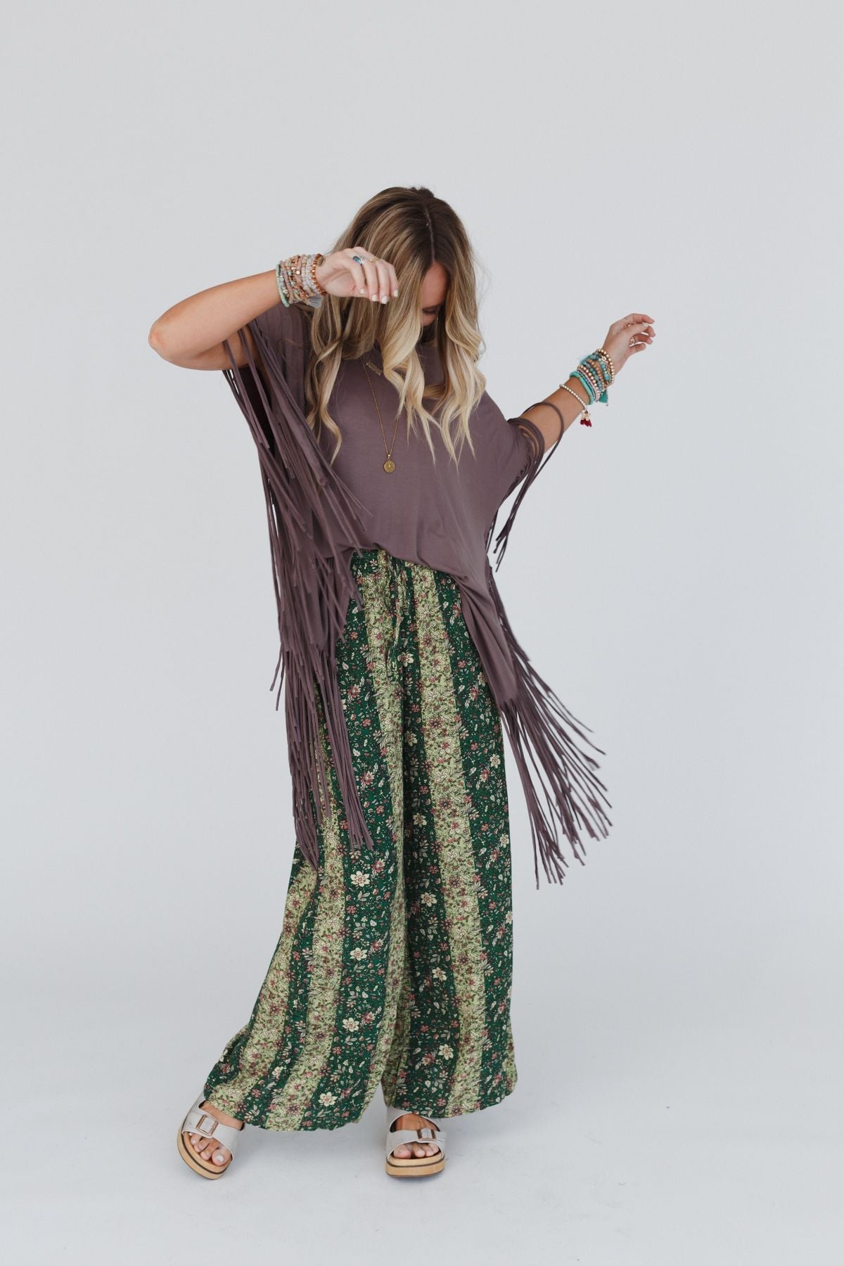 The Nest Showstopper Fringe Top - Mocha