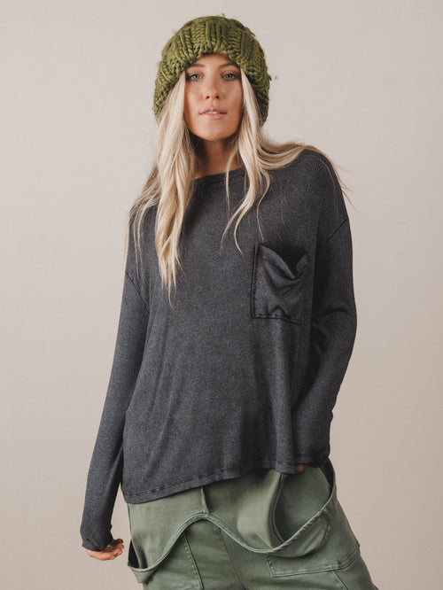 Here To There Pocket Tee - Ash Black