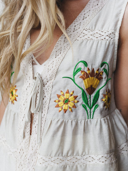 Meadow Memories Vest - Oatmeal