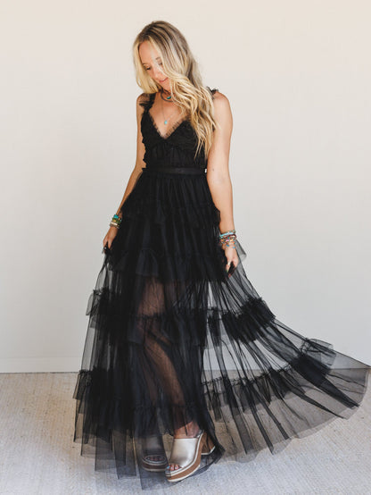 Isley Lace Tiered Maxi Dress - Black