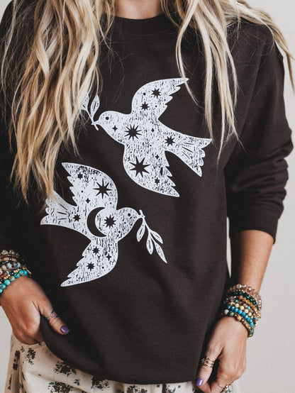 The Nest Fly Free Sweatshirt - Dark Chocolate