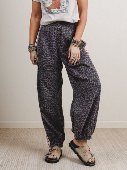 Wild Awakening Pants - Black Leopard