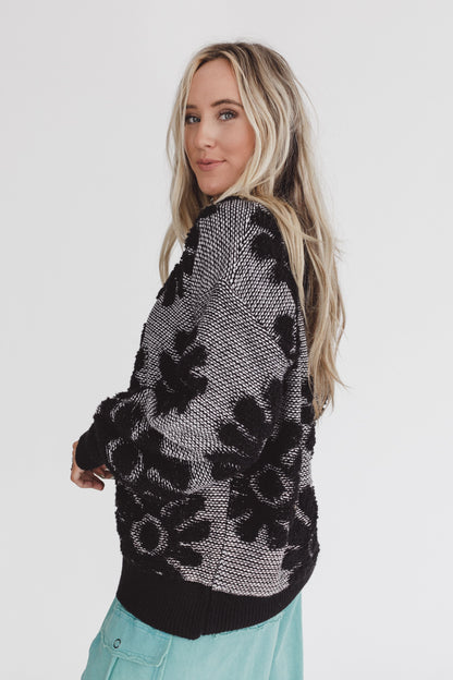 Zinnia Textured Flower Top - Black