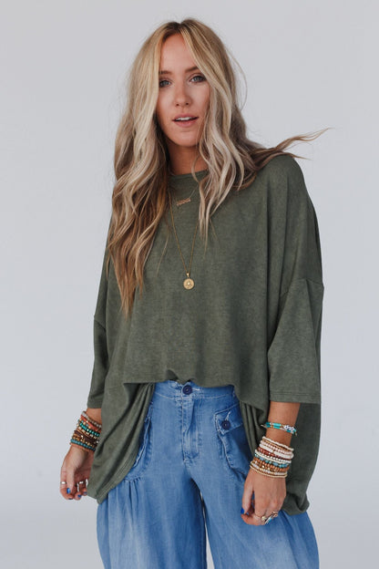 The Nest Sunday Stroll Oversized Tee - Olive