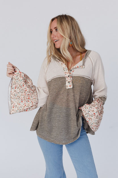 Blooms Of Love Contrast Top - Taupe