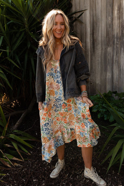 The Nest Ellie Ruffle Midi Dress - Brown Floral