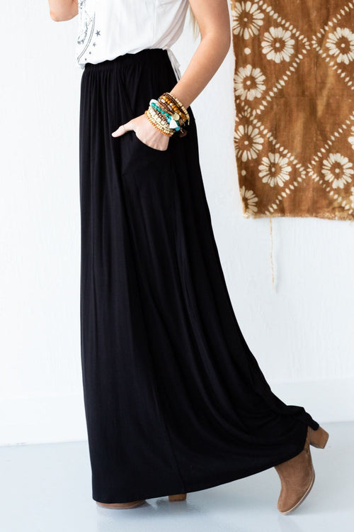 The Perfect Pocketed Maxi Skirt - Black